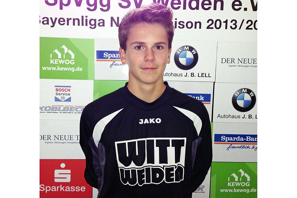 SpVgg SV-Torhüter Julian Müller zog sich zwei Platzwunden zu, die mit 25 Stichen genäht werden mussten. Foto: SpVgg SV Weiden