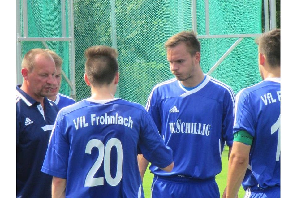 Oliver Müller (links), Trainer der U23 des VfL Frohnlach, warnt vor dem FSV StadelnF: Rebel