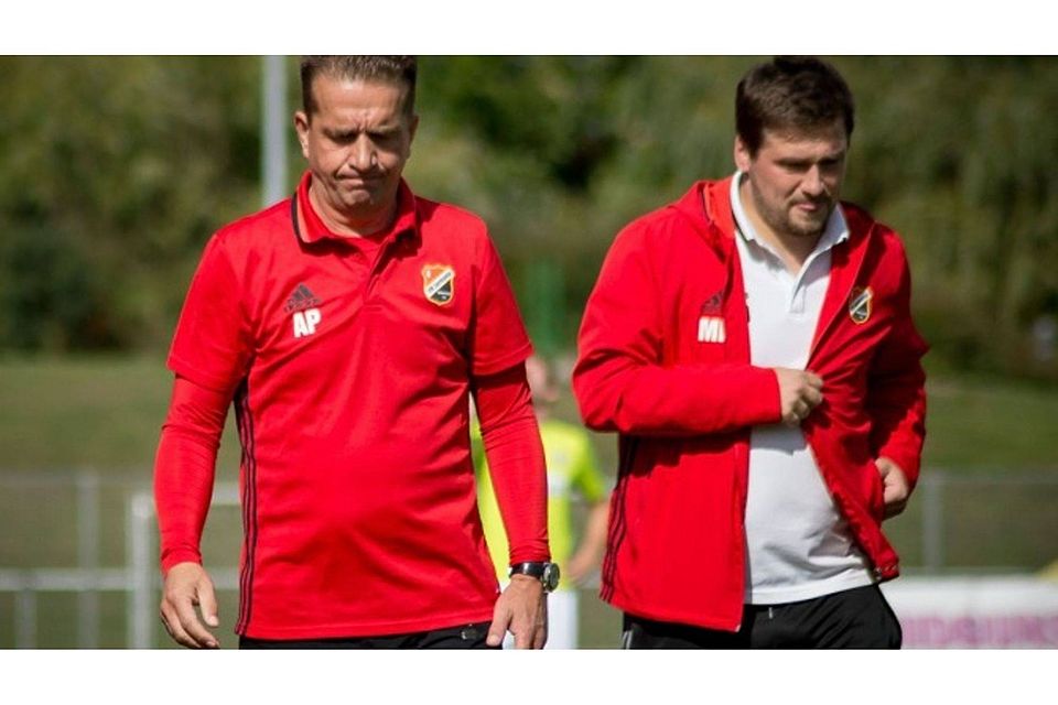 VfB-Coach Andreas Petersen (links) erhält nochmals Verstärkung für seine Mannschaft.            F: Grote