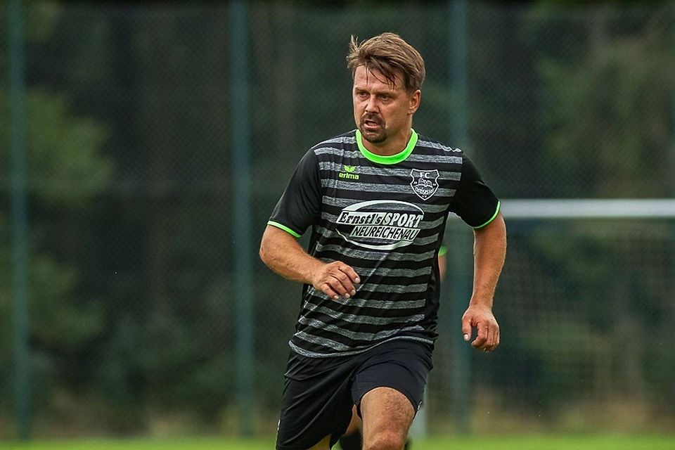 Routinier Sebastian Piller wird wieder für den FC Dreisessel auflaufen.