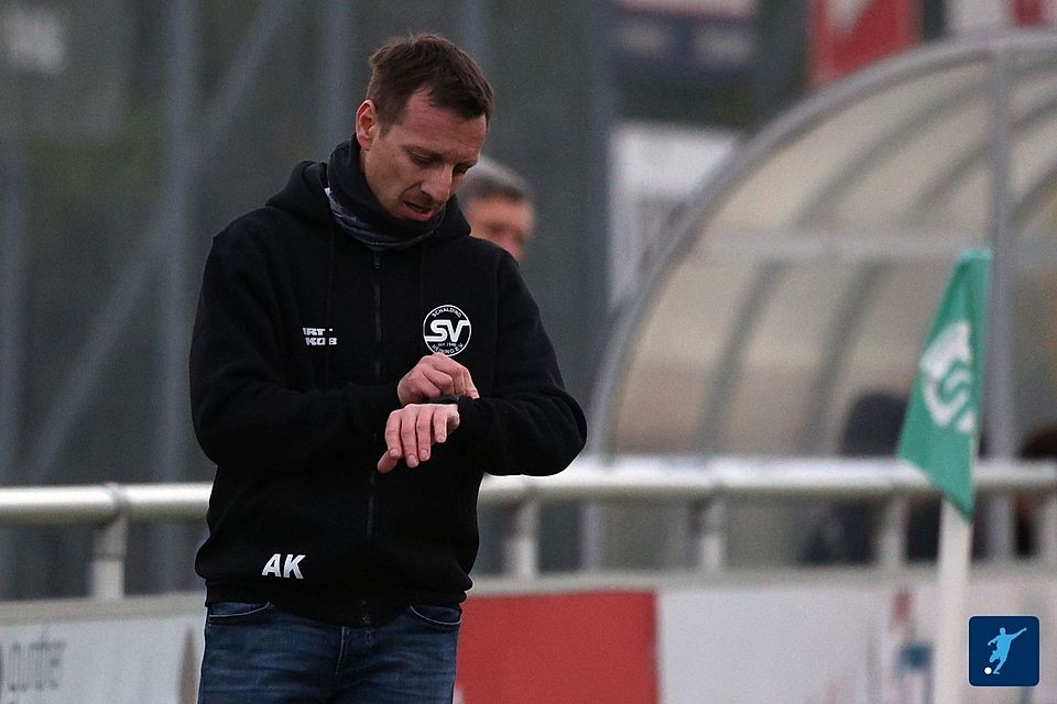 Viel Zeit bleibt Albert Krenn und seinen Mitstreitern nicht mehr, um den SV Schalding gerade noch rechtzeitig wieder in die Spur zu bringen.