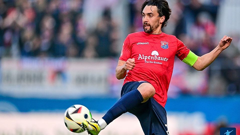 Markus Schwabl und die Hachinger setzten gegen den TSV Buchbach eine erste Duftmarke.