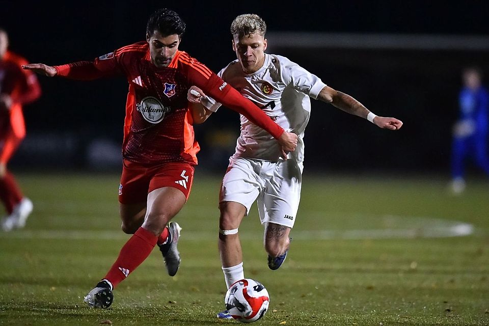 Jeffrey Malcherek (links) stand beim FC Liverpool auf dem Trainingsgelände und spielte vor Weltstars vor.