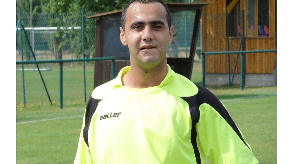 Tayfun Kizilarslan konnte mit einem lupenreinen Hattrick sich am vergangenen Sonntag auszeichnen. Er gewann mit der SpVgg Windischeschenbach II bei der Reserve vom TSV  Reuth mit 4:3. Foto: Bartl