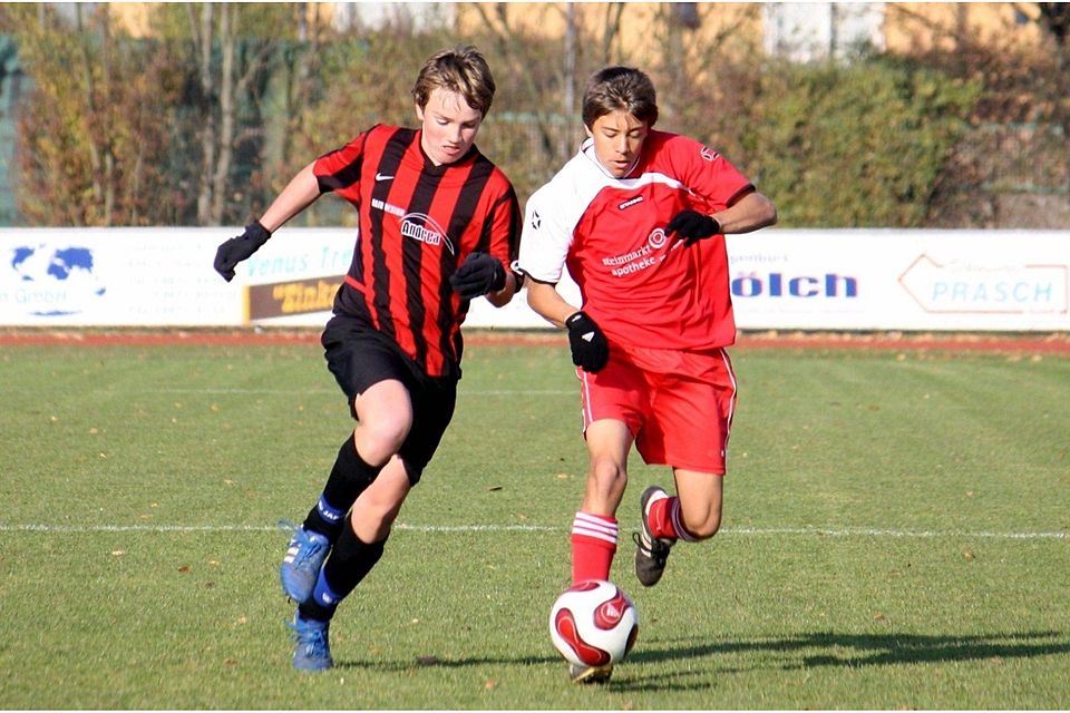 Thomas Zollner (r.) möchte sich mit seinen ASV-Jungs den zweiten Platz holen. Foto: Groitl