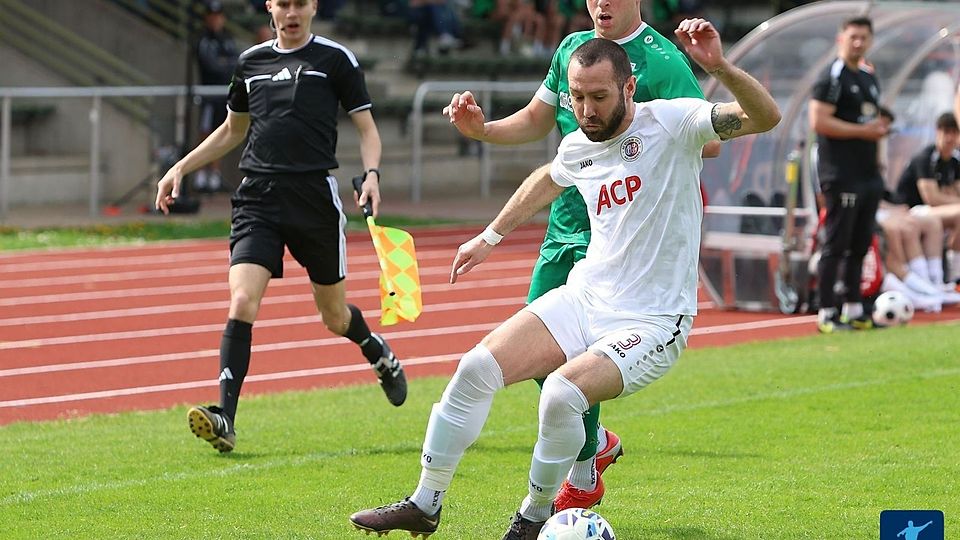 Eralb Sinani (im Vordergrund) wechselt zum 1. FC Herzogenaurauch