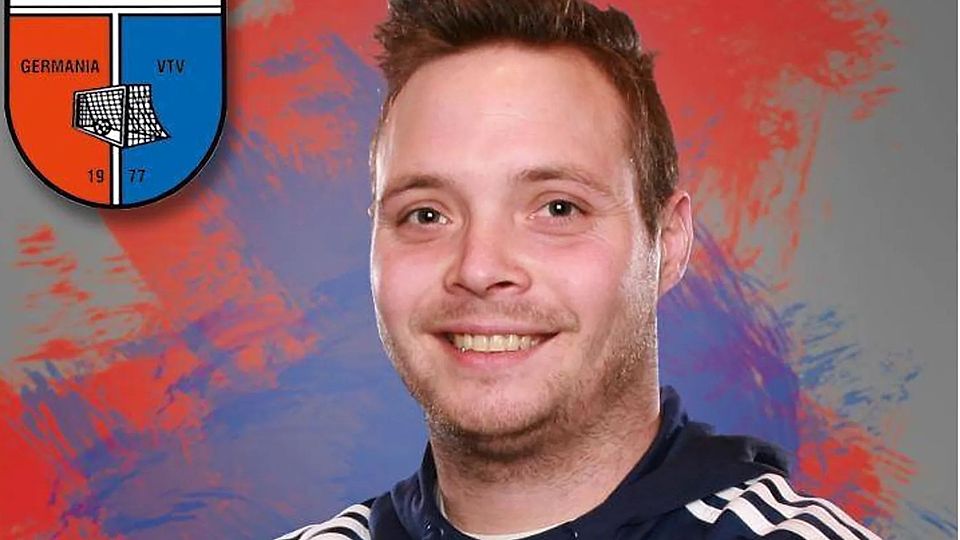 Kevin Rathje beschimpfte in früheren Jahren unter Einfluss von Alkohol einige seiner Freunde stets mit „Toilette“, daher ist es seither sein Spitzname.