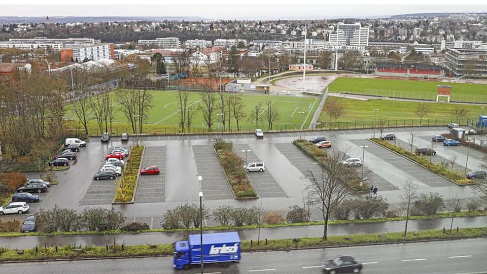 Entsteht im Helmut-Schön-Sportpark ein neues Funktiongebäude? Das ist nach der jüngsten Kostenexplosion ungewiss.