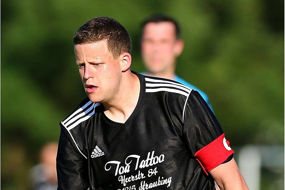 Daniel Ertl fungiert künftig als Spielertrainer bei der Bezirksliga-Reserve des VfB Straubing.  F: Weiderer