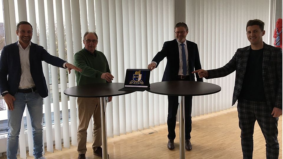 Auf dem Bild ist der Abstand wegen der Corona-Regeln relativ groß. Was den Verein angeht wollen Ingo Berens, Horst Brand, Alfons Jochem und Stefan Fleck (von links) aber eng zusammenarbeiten. 