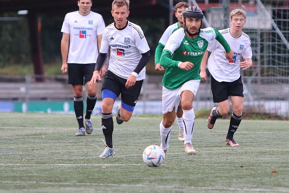 TuS Geretsried II - SV Ohlstadt 3:3 (3:2). Niko Karpouzidis (TuS, grünes Trikot), erzielte die 1:0-Führung für den TuS.