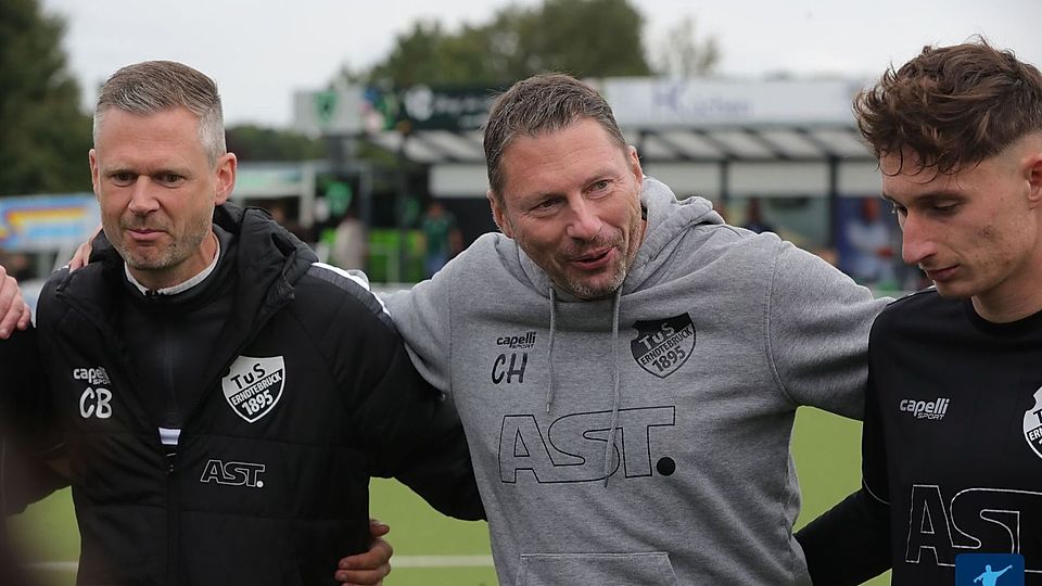 Christian Behle (l.) und Christian Hartmann bleiben die Trainer des TuS Erndtebrück.