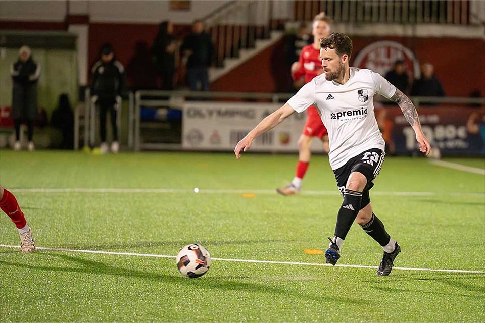 Christopher Buchtmann (Heider SV) gab viele Impulse, aber die verpufften bei den Mitspieler.