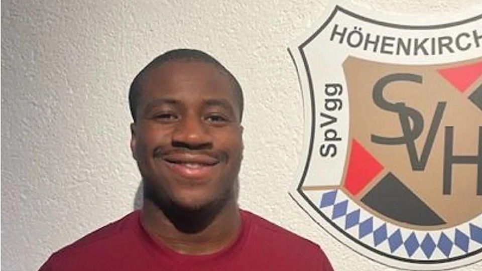 Leonel Antonio Morais von der SpVgg Höhenkirchen ist mit seinem Fernschuss für den „Treffer des Monats“ nominiert.