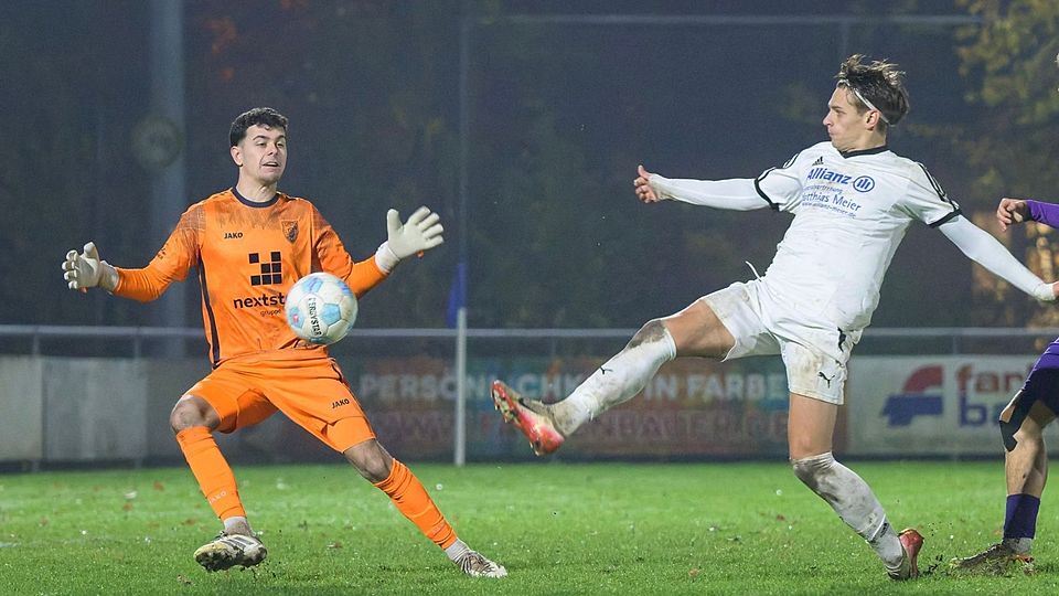 Kareths Schlussmann Niklas Kresz musste gegen Schwarzhofen zweimal hinter sich greifen.