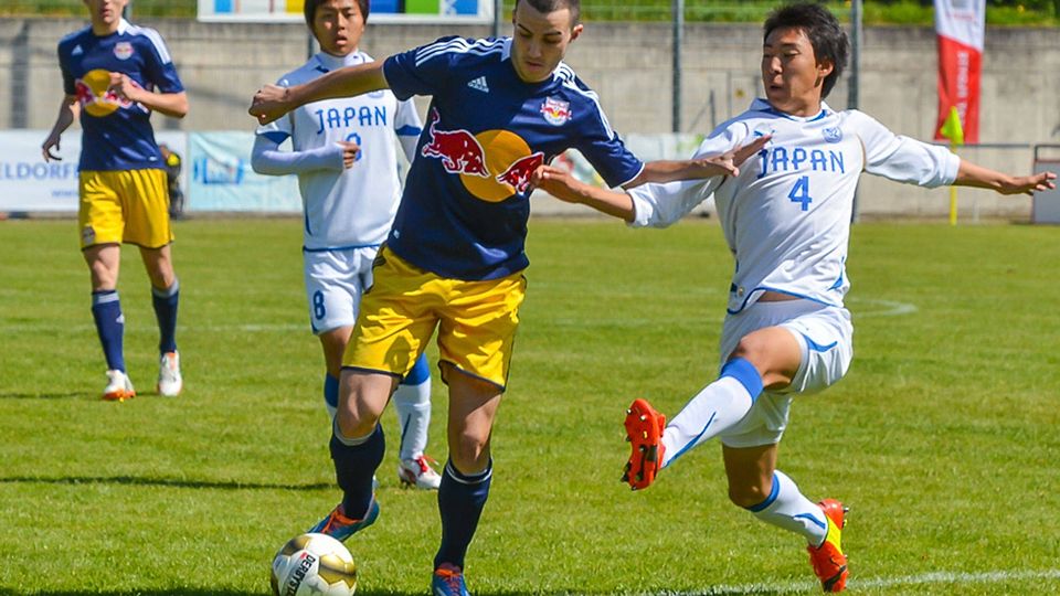 Sicherlich zwei Kanidaten für den Titel: Red Bull Salzburg und die Japanische U 19 Auswahl. F: Michael Scheich