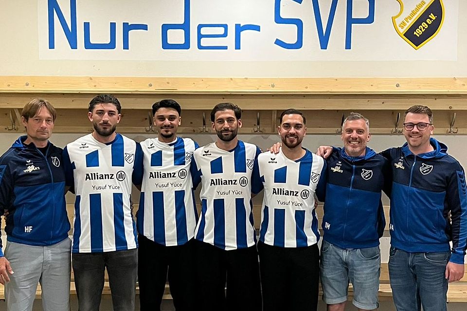 Die Verantwortlichen des SV Pankofen mit ihren Neuverpflichtungen Die Verantwortlichen des SV Pankofen mit ihren Neuverpflichtungen