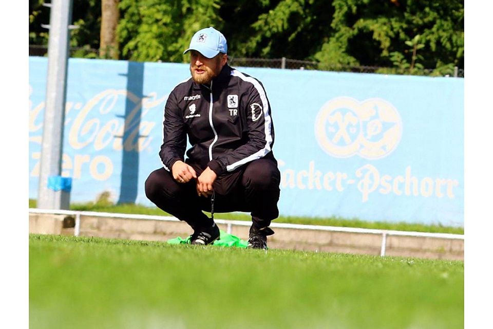 Die nächste Schieflage: Der TSV 1860 kommt nicht zur Ruhe. Nach distanziert klingenden Aussagen des Präsidiums wird aktuell über die Zukunft von Trainer Daniel Bierofka diskutiert. Wagner