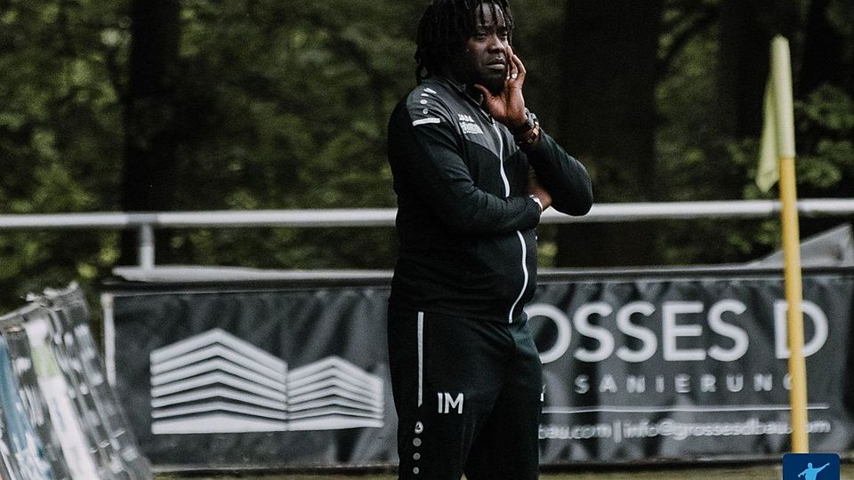 Hat mit einer langen Ausfallliste zu kämpfen: Ibou Mbaye, Trainer des SC Neheim.