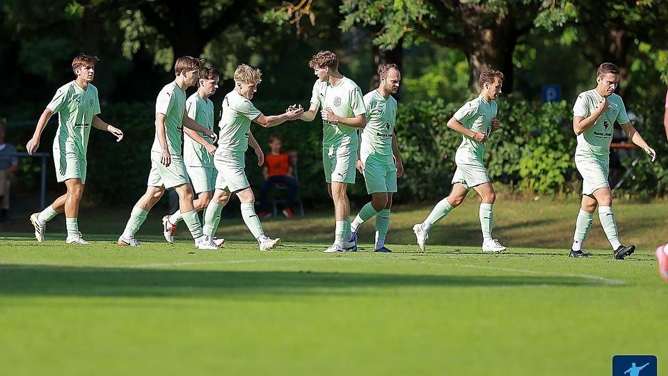 Joshofen tut sich lange schwer mit dem Aufsteiger, am Ende reichts doch zum 4:2