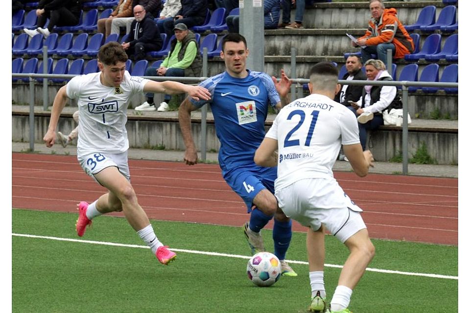 Leidensfähig: Lukas Rodwald spielt trotz Verletzungen für den SV Gonsenheim.	Archivfoto: Jörg Henkel/hbz