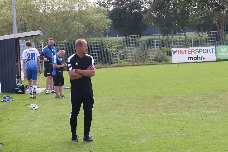 Auf FC-Trainer Stefan Raap wartet noch eine Menge Arbeit, besonders in der Defensive.