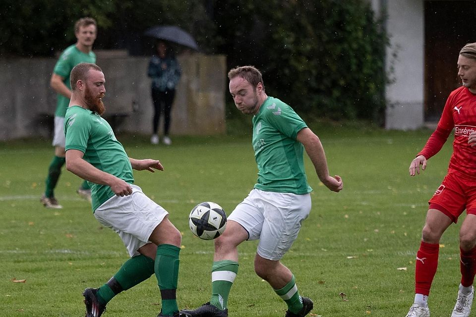 Nächste Niederlage für Emmering: Gegen Reischach gab es auch in Überzahl keine Punkte. Nächste Niederlage für Emmering: Gegen Reischach gab es auch in Überzahl keine Punkte.