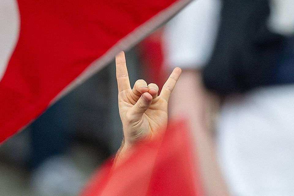 Wolfsgruß und Beleidigungen bei Amateurspiel südlich von München – BFV ...