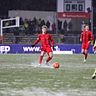 Rutschpartie im Hans-Walter-Wild-Stadion: Die SpVgg Bayreuth und der FC Bayern II fanden bei Wintereinbruch in Oberfranken keinen Sieger.