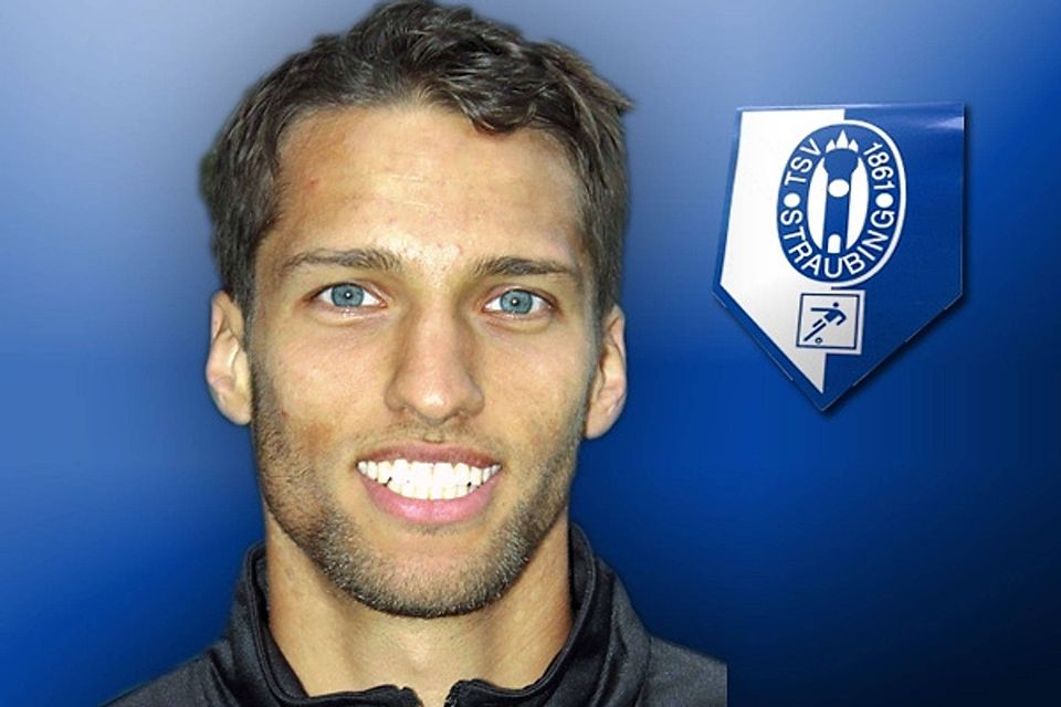 Adi Al-Hamawi wechselt vom TSV Eching zum TSV Straubing. Montage: FuPa
