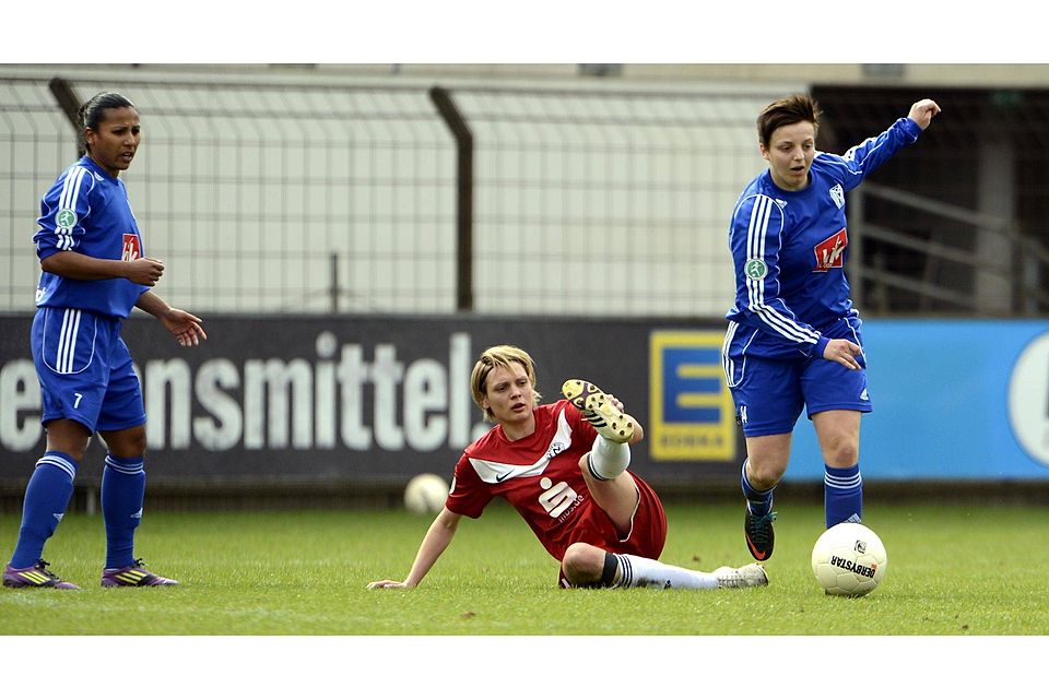 Fraglich ist der Einsatz von Meppens Vanessa Rohling im DFB-Pokalspiel beim FSV Gütersloh. Foto: Doris Leißing