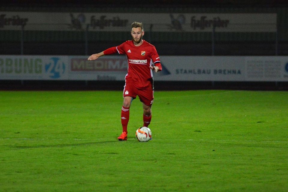 Halberstadt unterlag beim 0:1 gegen Jena II erstmals in dieser Spielzeit.            F: Kegler