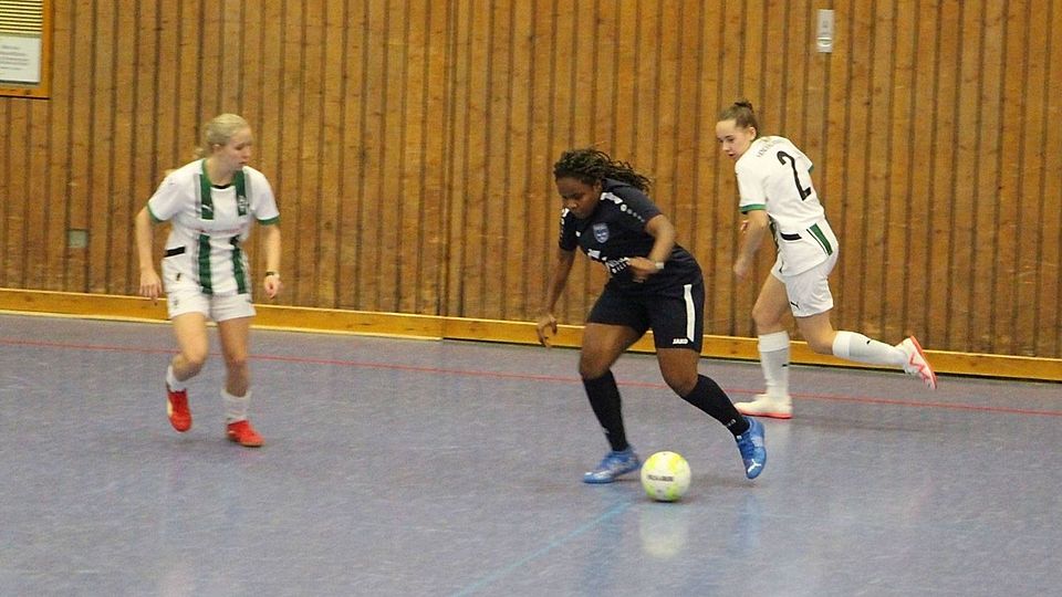 Die Frauen des FV haben sich im Titelrennen gegen Borussia durchgesetzt.