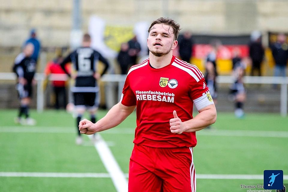 Kölledas Kapitän Lucas Pauli eröffnete den Torreigen gegen Borntal. Es war sein fünfter Treffer in den letzten vier Spielen.