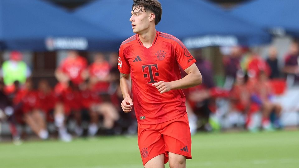 Javier Fernandez, Portraet, Portrait, Fussball / FC Rottach-Egern - FC Bayern Muenchen / Testspiel / Sportplatz in Rotta