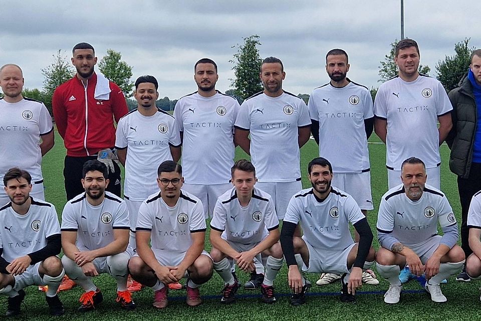 Nach der Ausgliederung aus Türkgücü Erding startet der FC Intergratione als eigenständiger Verein. Nach der Ausgliederung aus Türkgücü Erding startet der FC Intergratione als eigenständiger Verein.