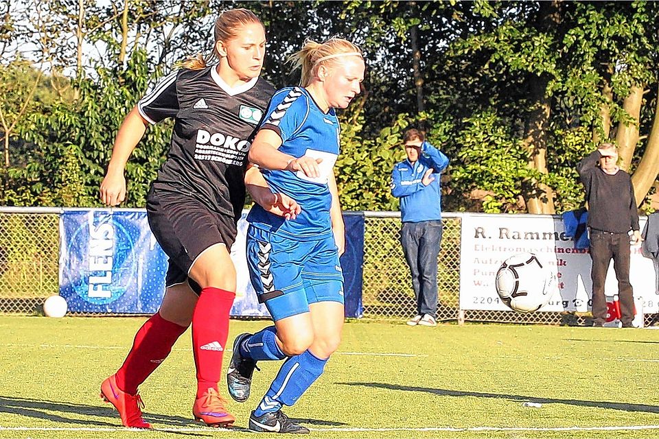 Lisa Stein-Schomburg (re.)  setzte sich mit dem SSC Hagen gegen Anna-Lena Schmidt  und den TSV Schönberg mit 1:0 durch. Foto: un