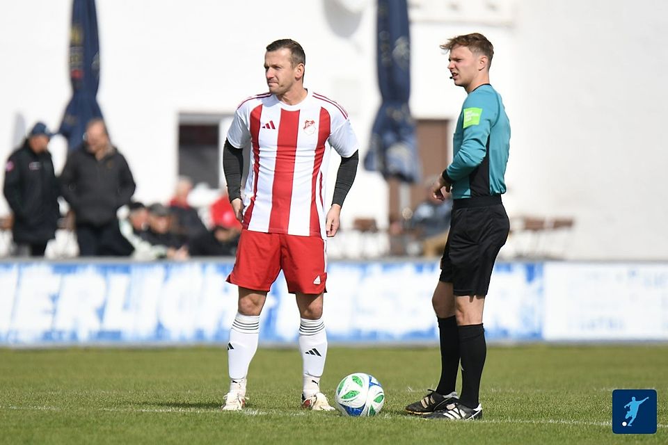 Walkertshofen-Spielertrainer Christian Brandl sehnt bessere Zeiten herbei.