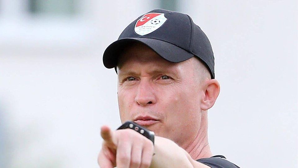 Trainer Petr Ruman äußerte sich vor dem Spiel gegen Freiburg auf der Pressekonferenz.