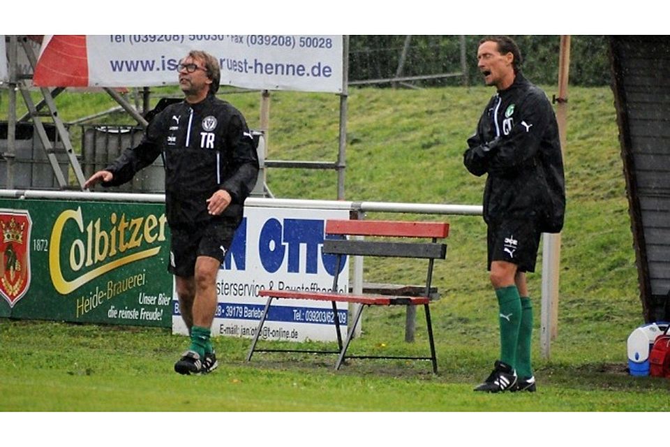 Reinhard Kansy (links im Bild) übernimmt ab Sommer das Traineramt in Nietleben.           F: Olaf Sankat