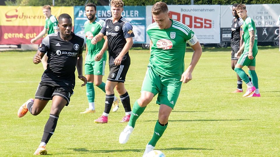 Zurück im TuS-Kader: Alexander Zetterer (am Ball) könnte nach seiner Verletzung wieder auf dem Feld stehen.