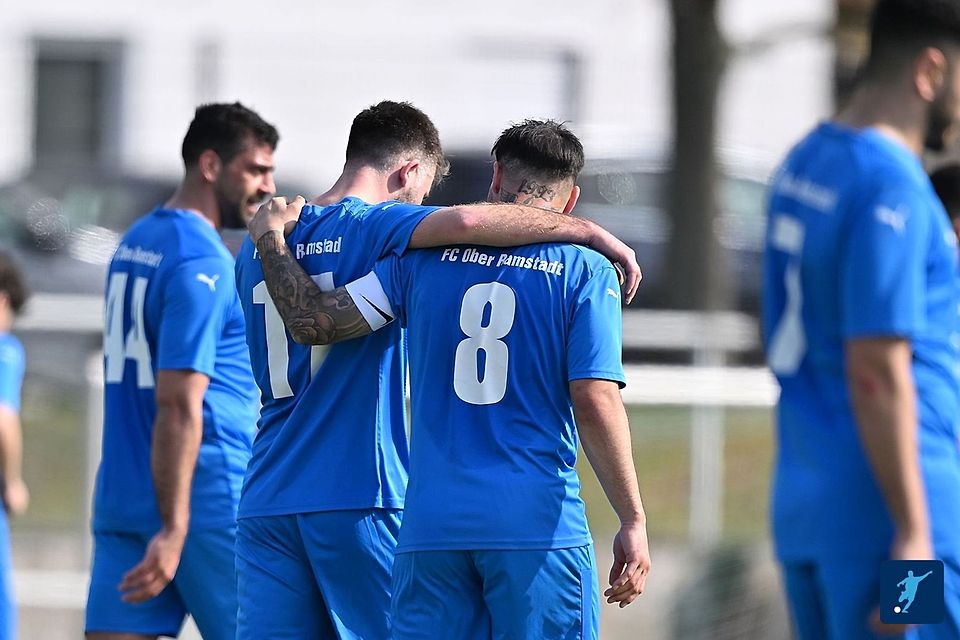 Der FC Ober-Ramstadt dreht das Derby gegen Modau II und bleibt damit auf dem zweite Tabellenplatz. 