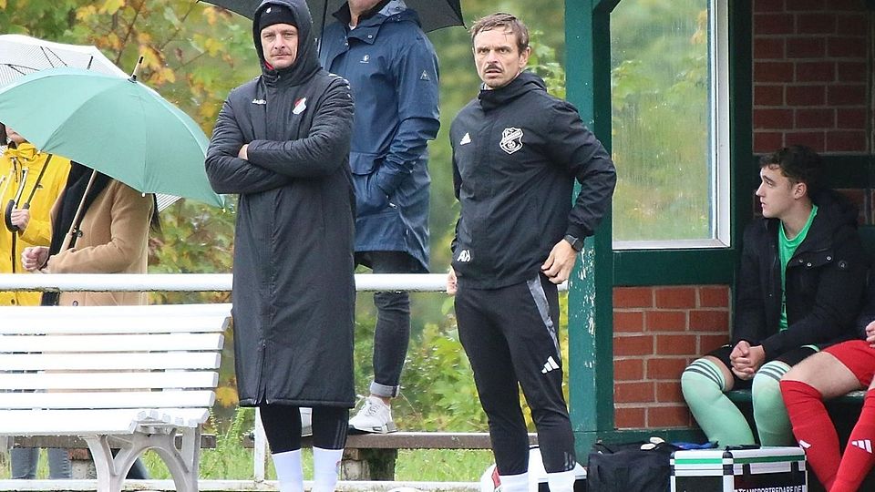 Böse Miene zum guten Spiel?! So oder so ähnlich verfolgte Alexander Henke eines der Heimspiele in der aktuellen Saison.