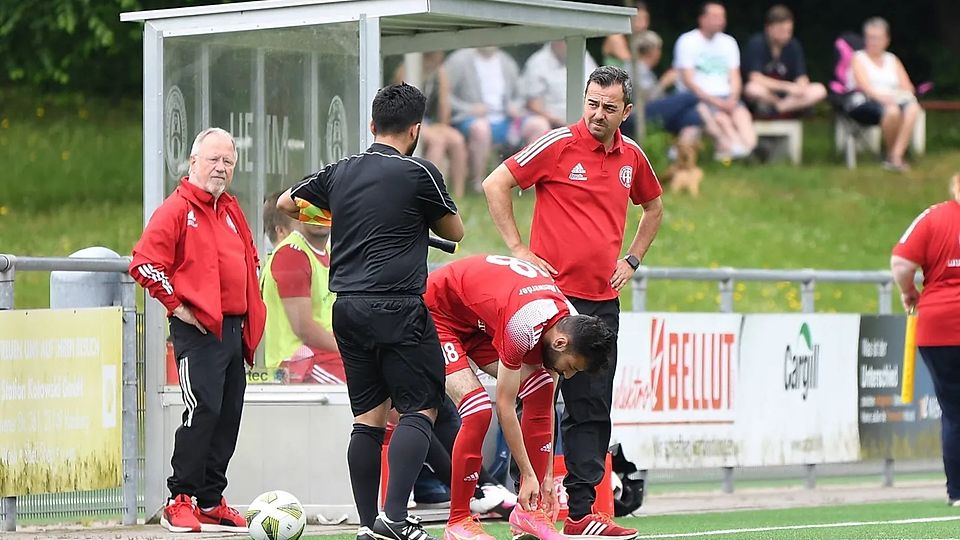 Muharrem "Momo" Tan (re.) ist nicht mehr Trainer des FC Süderelbe II. 