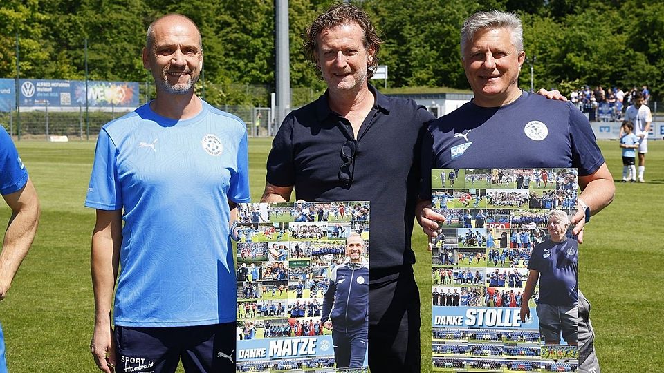 Matthias Born (l.) und Thorsten Stoll (r.) bei ihrer Verabschiedung durch den Sportlichen Leiter Frank Fürniß.