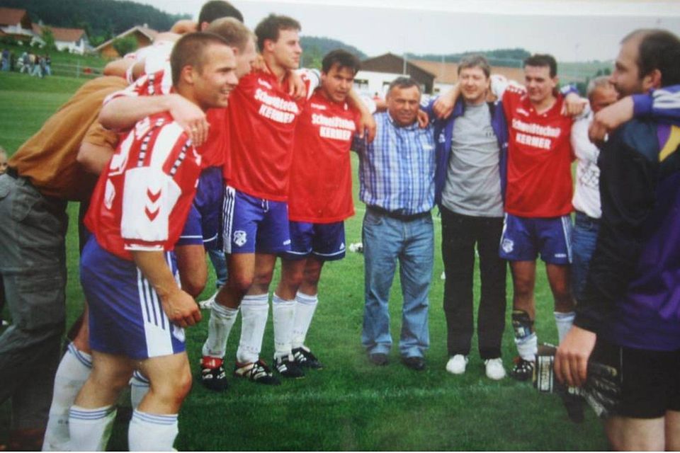2000 feierte der SV Ascha den Aufstieg in die Bezirksoberliga.