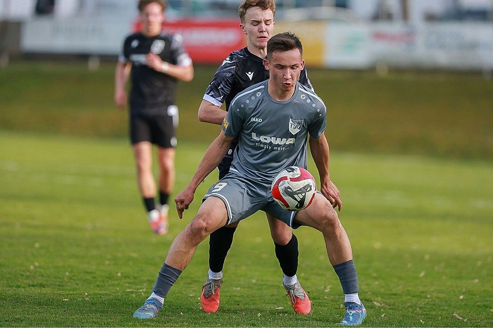 Der TSV Jetzendorf, hier im Spiel gegen den FC Ehekirchen, musste sich mit einem 1:1 begnügen.