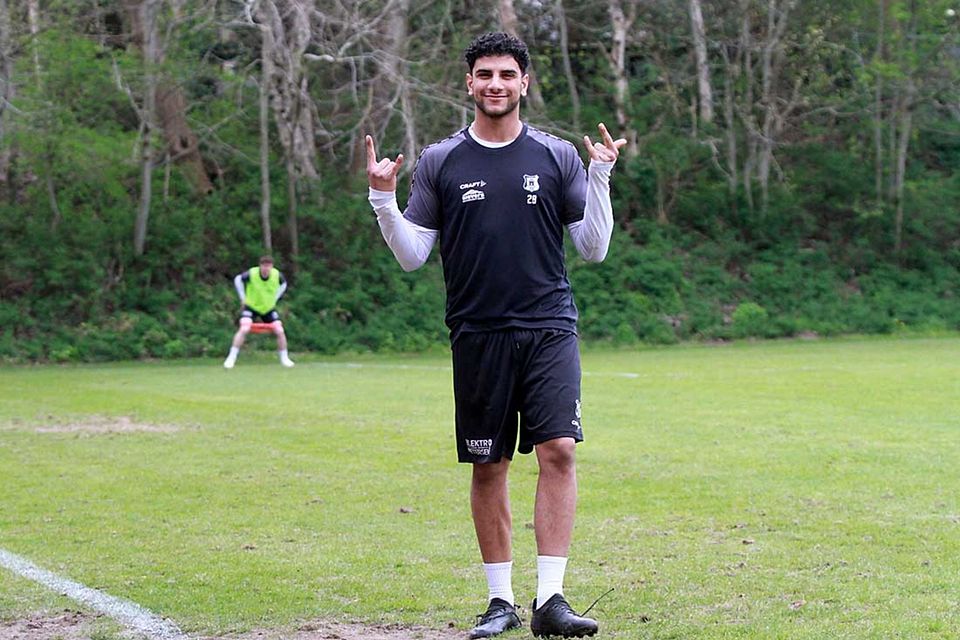 Ömer Dagtekin (Eckernförder SV) ist zwei Mal erfolgreich gegen Jevenstedt. 