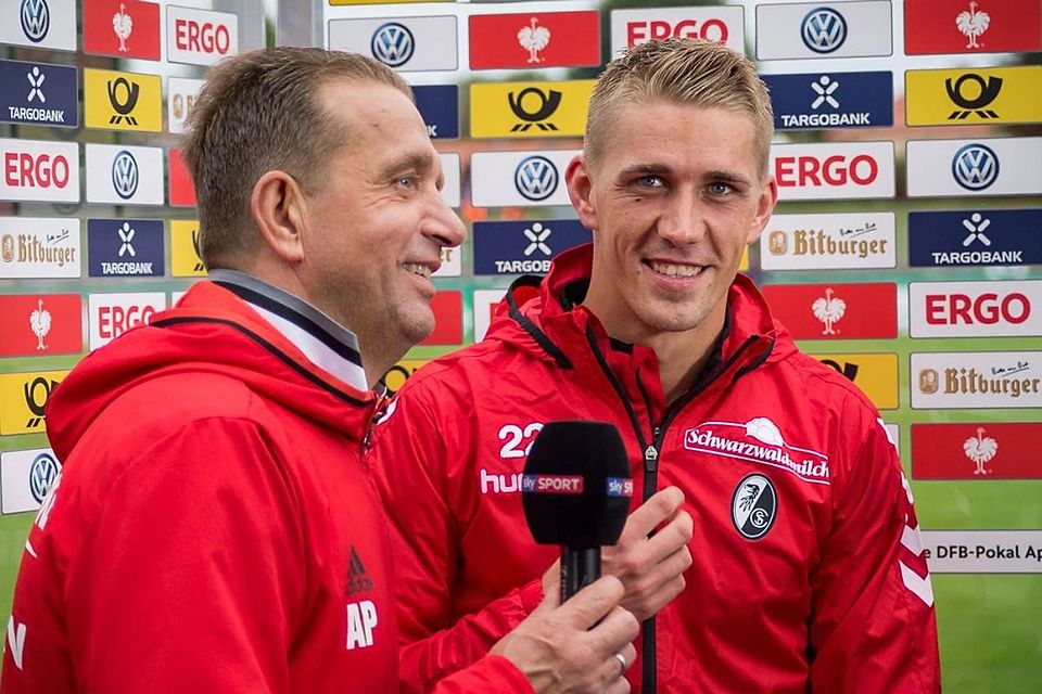 Gewiss eines der Highlights in Nils Petersens Laufbahn: Im DFB-Pokal traf er mit dem SC Freiburg im August 2017 auf Germania Halberstadt und Papa Andreas.