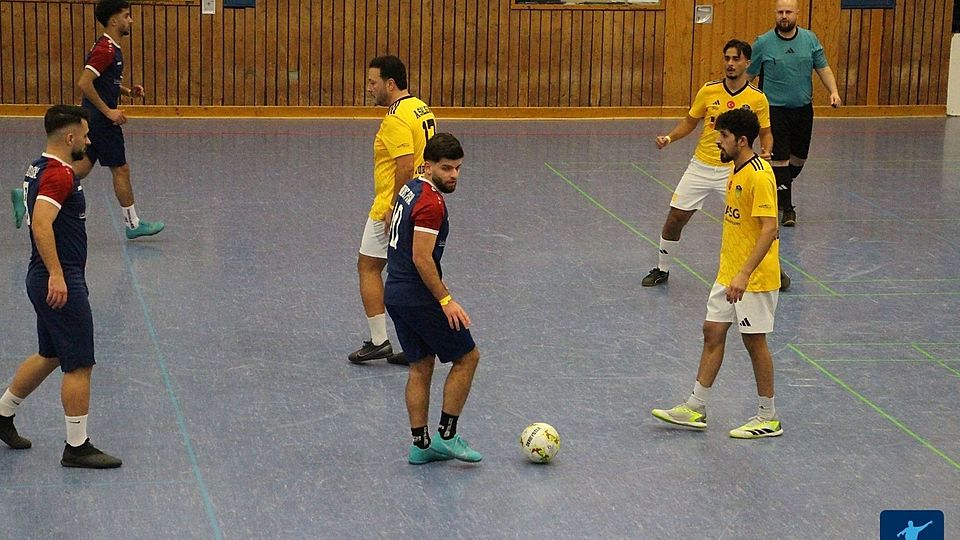 Furious Futsal duellierte sich mit Türkiyemspor. 